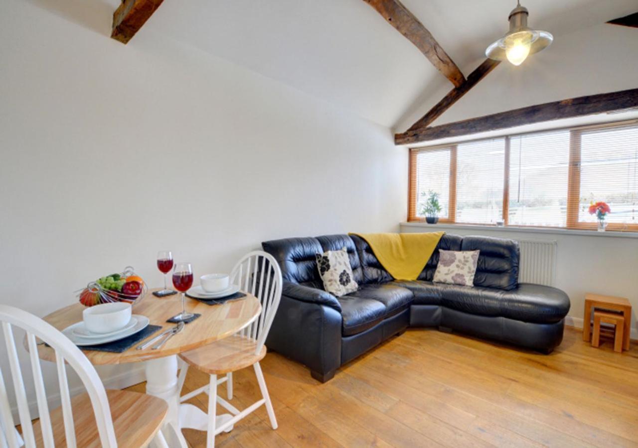 Smithy Cottage Berriew 外观 照片
